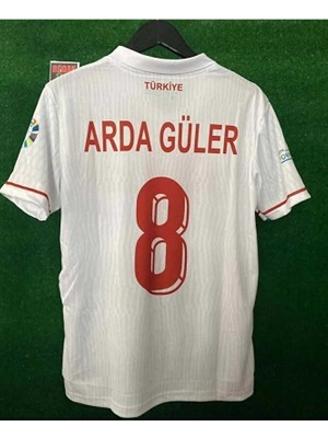 Türkiye Euro 2024 Iç Saha Forması (8 Numara) Beyaz
