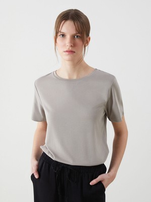 Lc Waikiki Yeni Sezon Bisiklet Yaka Kadın Tişört