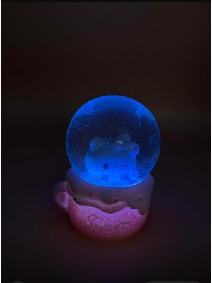 PremiumPort Yaratıcı ve Şirin Mini Kar Küresi ile Dekorasyonunuza Işıltı Katın