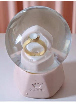 PremiumPort Parlak Pırlanta Yüzüklü Küçük Boy Kar Küresi, Işıltılı ve Şık Tasarım