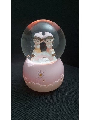 PremiumPort Işıklı Müzikli Kardeşler Cam Kar Küresi Orta Boy, Dekoratif Hediye