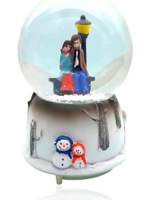 PremiumPort Renkli Işıklı Müzikli Kar Küresi, Oturan Çift Tasarım Keyfi