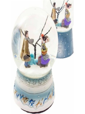 PremiumPort Kış Masalı Işıklı Müzikli Kar Küresi, Romantik Buluşma Teması