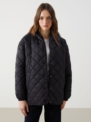 Lc Waikiki Yeni Sezon Kapüşonlu Kapitone Oversize Kadın Şişme Mont