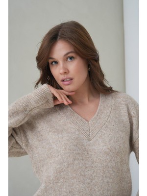 Venezia Giyim Kadın V Yaka Yumuşak Triko Kazak // V8693