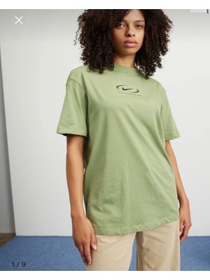 Nike Sportswear Swoosh Printed Boyfriend Short-Sleeve Bol Kalıp Yeşil Kadın T-Shirt FQ8817-386