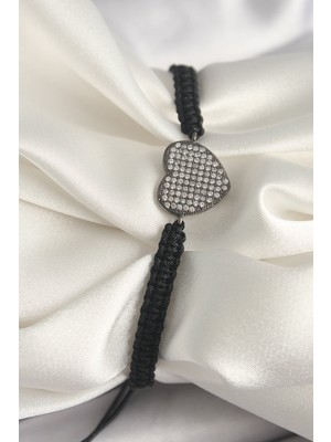 Toptan Bulurum Pirinç Füme Renk Zirkon Taşlı Kalp Figür Asansörlü Makrome Model Kadın Bileklik