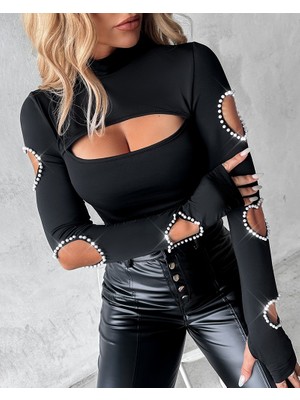 Eccey Butik Kadın Uzun Kollu Yarı Balıkçı Yaka Pencere Detaylı Kolları Kalp Desen Taşlı Viskon Bluz