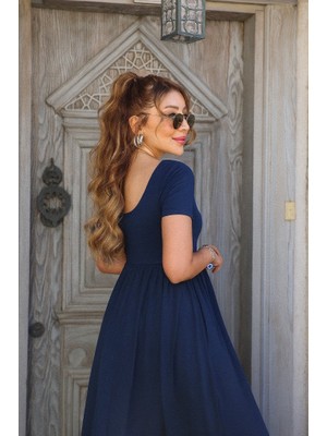 Eccey Butik Kadın Kısa Kollu Yuvarlak Yaka Önden Yırtmaçlı Cepli Viskon Uzun Elbise