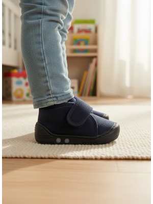 Foopi Mufi Unisex Işıklı Çocuk Ev ve Kreş Ayakkabısı