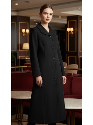 Esin Giyim Kadın Yaka Nakışlı Büyük Beden Manto