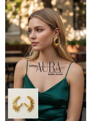 Büşra Ayhan Golden Vip Küpe