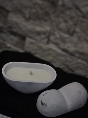 Lilith Candles El Yapımı Taş Kalp Soya Wax