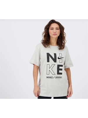 Nike Sportswear Gel Boyfriend Loose Cut Short-Sleeve Krem Kadın T-Shirt HQ3745-014