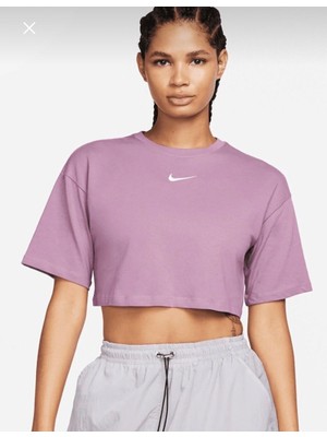 Nike Sportswear Cropped Short-Sleeve Lila Kadın T-Shirt FN5192-536