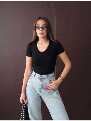 Ales Moda Buzzy V Yaka Tişört