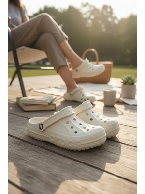 Huzurlu Adımlar Bantsız Kendinden Desenli Kaliteli Terlikler