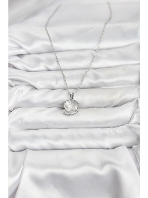 Bsre Gümüş Renk Istiridye Inci Figürlü Zirkon Taşlı Kadın Kolye (316L Çelik)