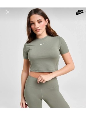 Nike Sportswear Essential Slim-Fit Cropped Short-Sleeve Yeşil Kadın T-Shirt FB2873-320