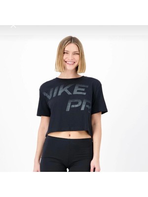 Nike Pro Dri-Fit Graphics Kadın Tişört Siyah Kısa Kol Cropped Desenli Spor Ürün
