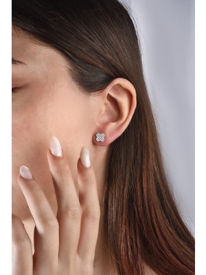 Zirkon Taşlı Dört Yapraklı Yonca 925 Ayar Gümüş Küpe