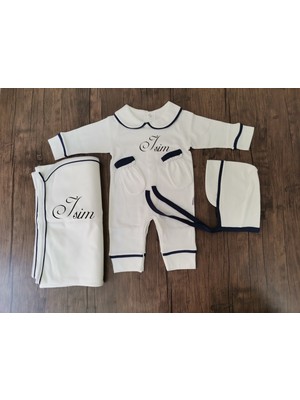 Minik Adımlar Minik Adımlar Isme Özel Nakışlı Biyeli Tulum ve Battaniye Isimli