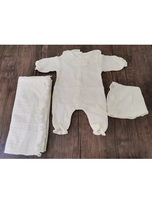 Minik Adımlar 4 Kat Müslin Bebe Yaka Fırfırlı Tulum ve Battaniye