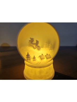 OEM Dekoratif Işıklı Kar Küresi (80 × 80 × 100 Mm)