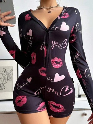 Çamaşır Kenti Pamuklu Kırmızı Kalp Desenli Düğmeli Uzun Kol Tulum Pijama