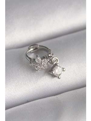 Toptan Bulurum 316L Çelik Gümüş Renk Zirkon Taşlı Çiçek Model Sallantı Detay Tragus Piercing