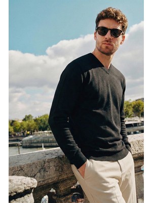 Buratti Pamuklu Regular Fit V Yaka Kazak Erkek Kazak 456202 V