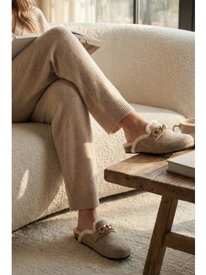 Lela Zincir Detaylı Içi Peluş Ev Terlik Bayan Terlik 6711005