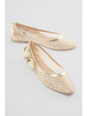 Mubiano Kadın Babet File Detaylı Sivri Burunlu Fiyonklu Fira Altın