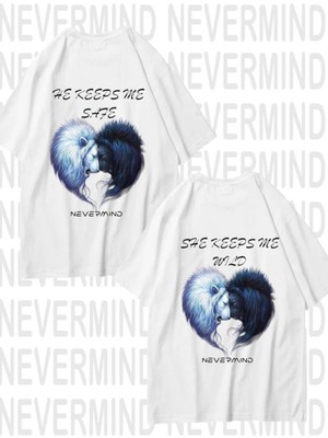 Nevermind He Keeps Me Safe / She Keeps Me Wild – Unisex Çift Tişörtü 2'li
