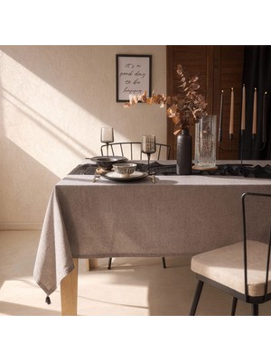 Evidea Soft Mato Püsküllü Masa Örtüsü - Siyah - 150x220 cm