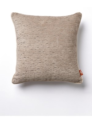 The Kun Yumuşak Tuşeli Kendinden Dokulu Biyeli Düz Zemin Kırlent Kılıfı-Vizon