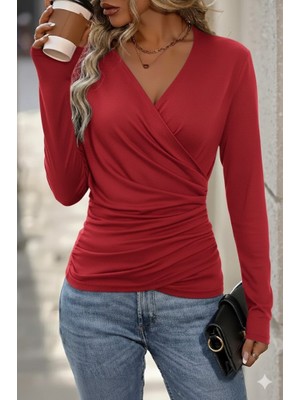 Etiler Collection Kadın Uzun Kollu Kruvaze Yaka Yanlardan Büzgülü Viskon Bluz