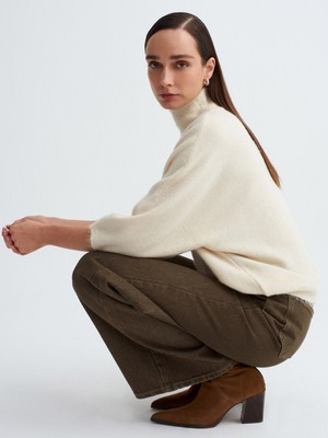 Dilvin 10851 Dik Yaka Yumuşak Dokulu Kazak-Ekru