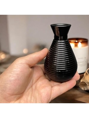Çok Amaçlı Siyah Cam Vazo - Çiçek, Koku Çubukları ve Dekoratif Kullanım Için Şık Tasarım