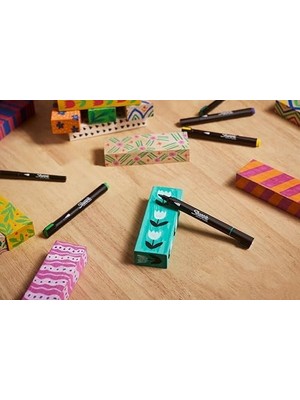 Marker Akrilik Boya Kalemleri | Yuvarlak Uçlu Su Bazlı Boya Kalemi | Mürekkep Kağıda Geçirmez ve Çoğu Yüzey Üzerine Yazar | 5 Adet