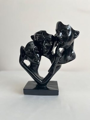 Görmedim Duymadım Bilmiyorum Heykel