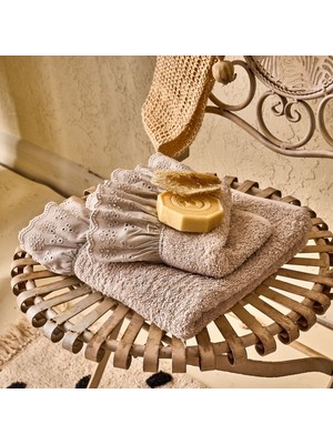 Evidea Soft Fırfırlı Yüz Havlusu - Krem - 50X90 cm