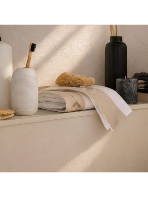 Evidea Soft French Cottage Ruva El Havlusu - Ekru - 30X50 cm