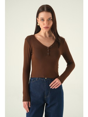 Rays 8299A V Yaka Düğmeli Badi Kahve