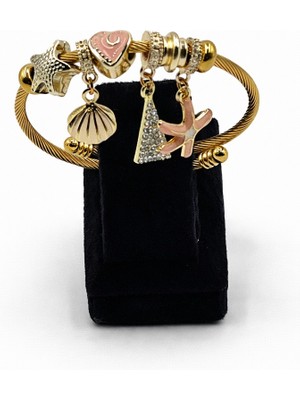 Pangu Deniz Yıldızı ve Deniz Kabuğu Figürlü Altın Renk Çelik Charm Bileklik