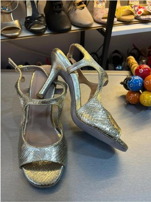 Bitangosu "kum Işığı" Parlak Altın Deri 8,5 cm 13 Pont Tango, Dans ve Salon Ayakkabısı