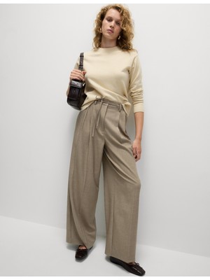 Marks & Spencer Ön Plise ve Bağcıklı Geniş Paça Pantolon