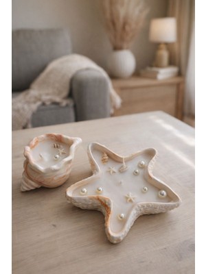 Akanart Ikili Deniz Kabuğu Tasarımlı Soya Mum Seti – Incili Dekoratif Mum (El Yapımı)