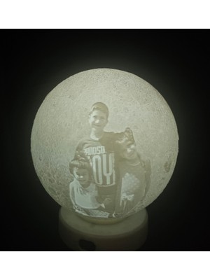 OEM Kişiye Özel Fotoğraflı Ay Lambası – Pilli & Type-C Girişli – El ile Döndürülebilir