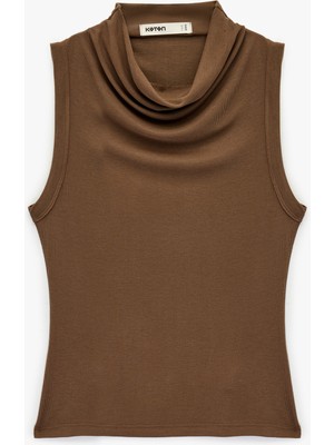 Koton Modal Kumaş  Slim Fit Dik Hafif Degaje Yaka Kolsuz Bluz